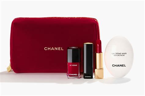 chanel christmas perfume gift sets|chanel free gifts with purchase.